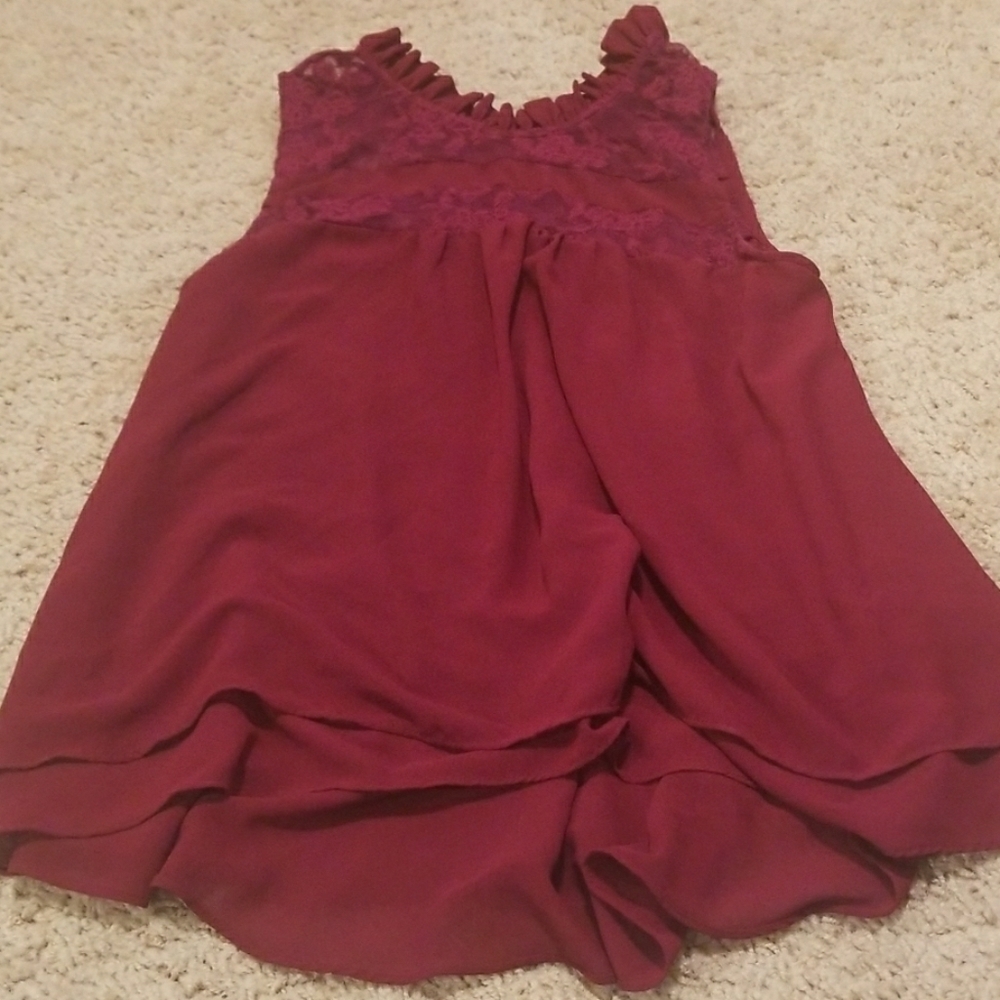 Sleeveless blouse